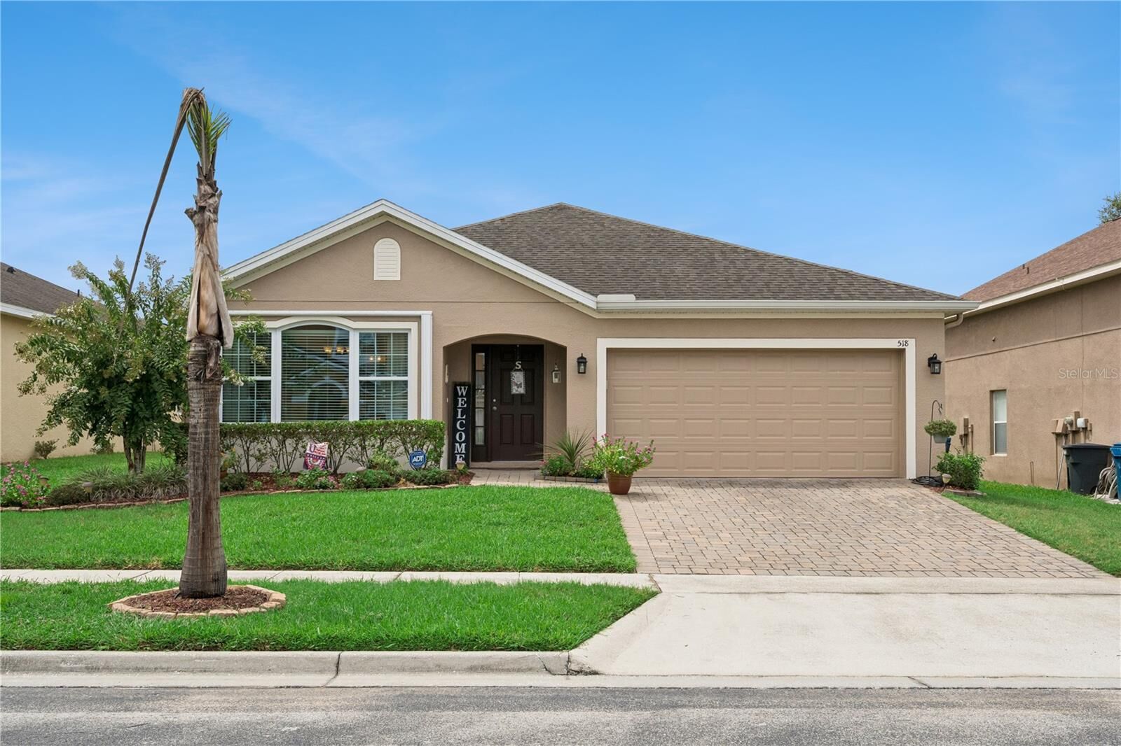 Property Photo:  518 Cadiz Loop  FL 33837 