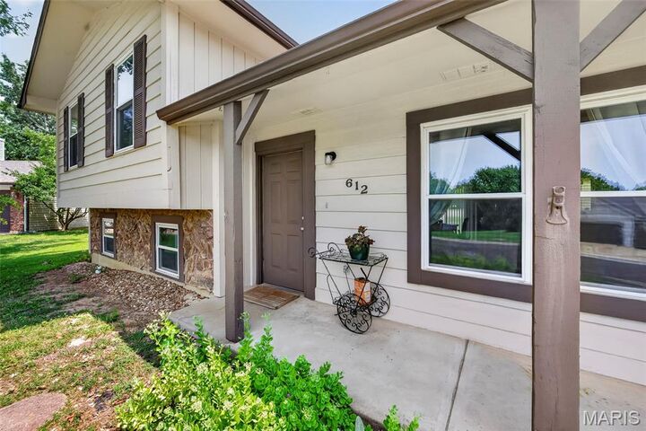 Property Photo:  612 Lakewood Drive  MO 63367 