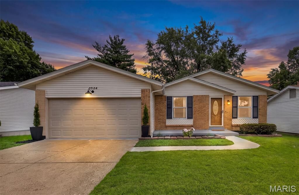 Property Photo:  3024 Mediterranean Drive  MO 63031 