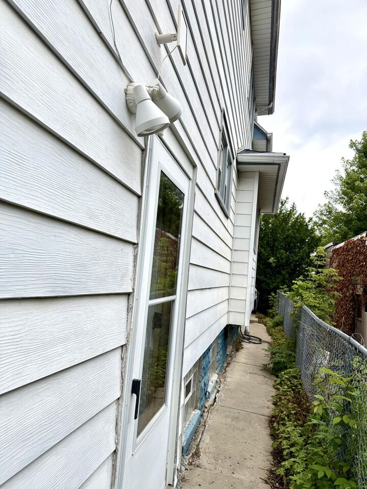 Property Photo:  1313 N 38th St  WI 53208 