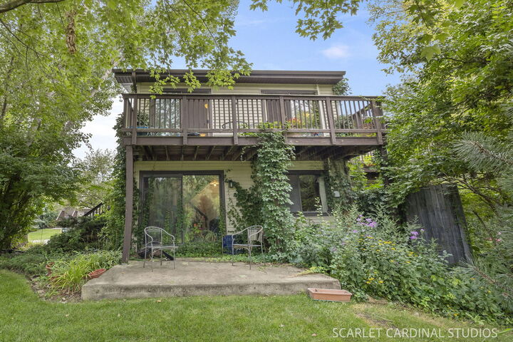 Property Photo:  3S279 Briarwood Drive  IL 60555 