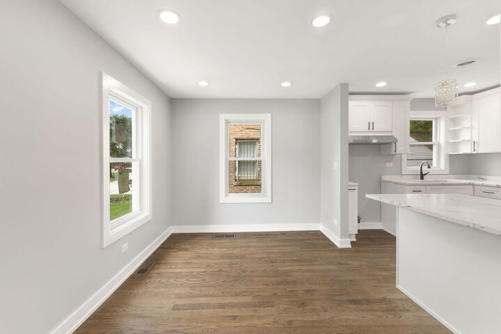Property Photo: 16041 Halsted Street IL 60426