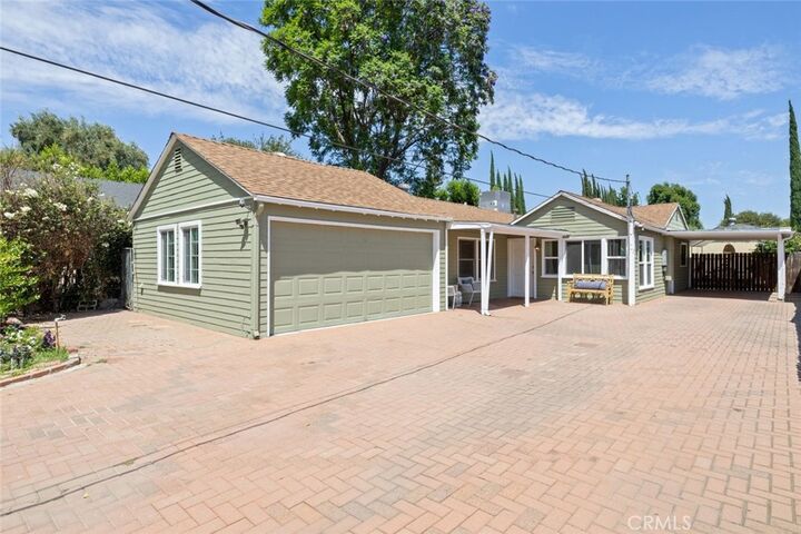Property Photo:  6700 Gloria Avenue  CA 91406 