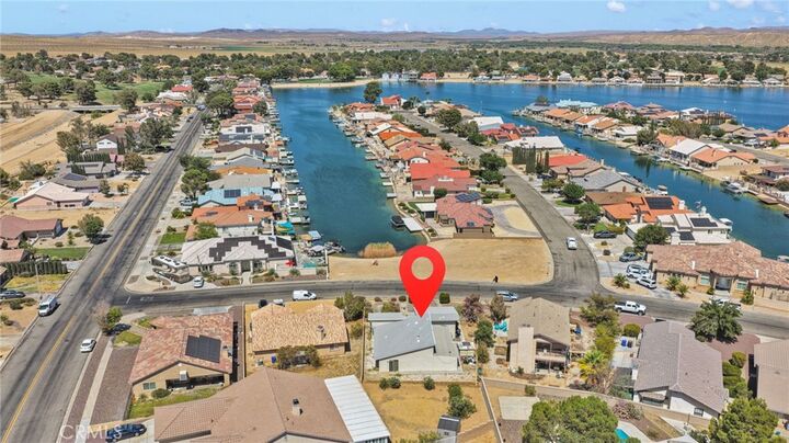Property Photo:  27448 Outrigger Lane  CA 92342 