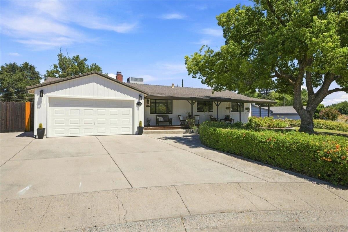 Property Photo: 8491 Wade Court CA 95662