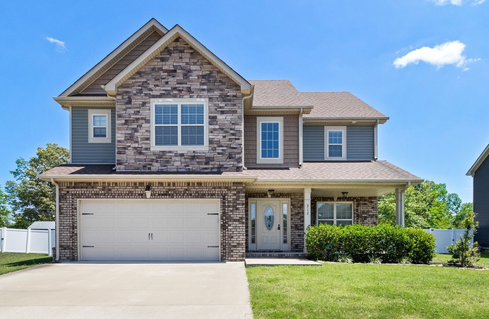 Property Photo:  312 Rye Dr  TN 37043 