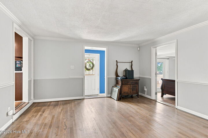 Property Photo: 113 N Guthrie Lane NC 28570