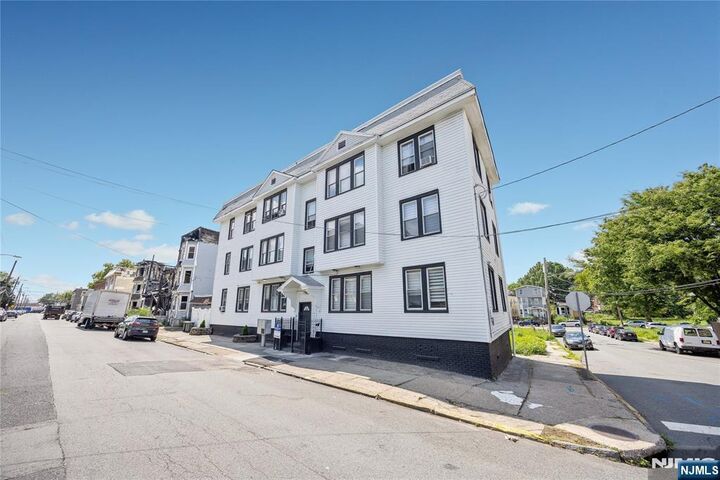 Property Photo:  463 21st Street  NJ 07111 