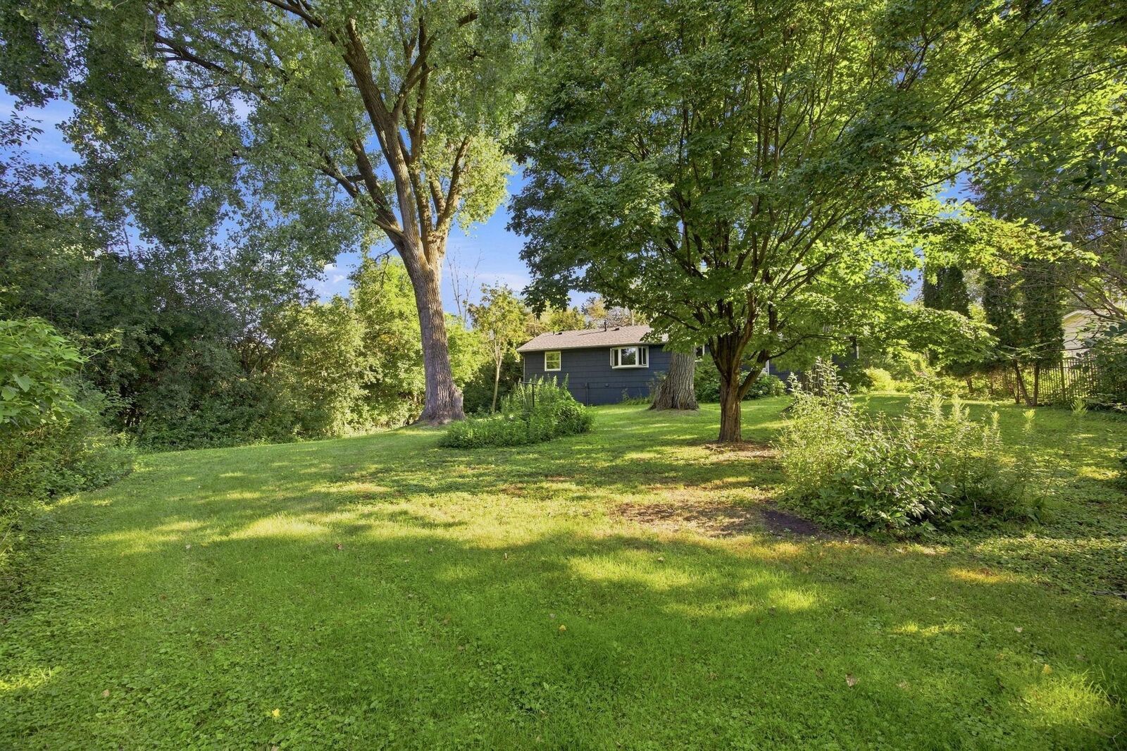 Property Photo: 148 Ridgeview Ln MN 55391