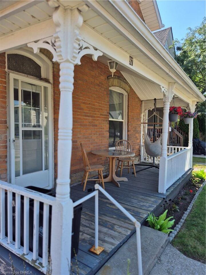 Property Photo: 97 Colborne Street S ON N3Y 4H4