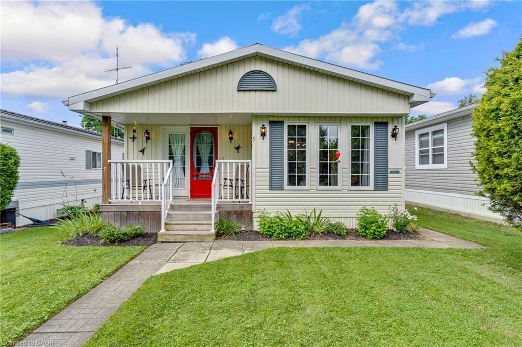 Property Photo:  5 Willowdale Road  ON N1R 8B2 
