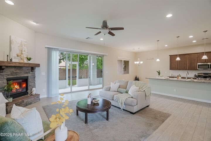 Property Photo:  8248 N Sunset Ridge  AZ 86315 