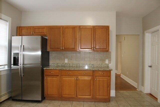 Property Photo:  17 Sewall Street 1  MA 02145 