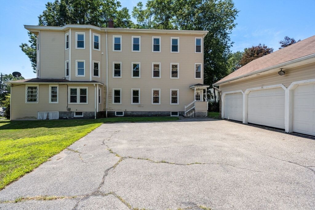 Property Photo:  6 Indiana St  MA 01604 