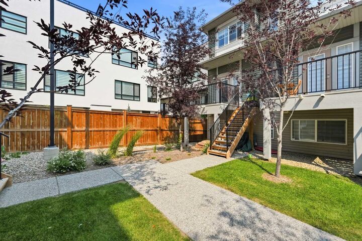 Property Photo: 924 Sage Hill Grove NW AB T3R 0B5