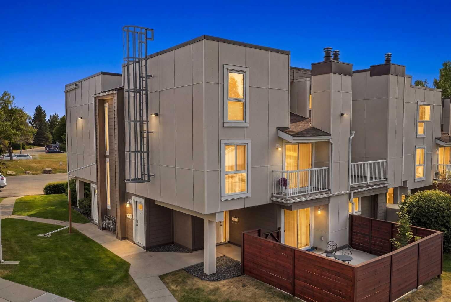 Property Photo: 13104 Elbow Drive SW 412 AB T2W 2P2