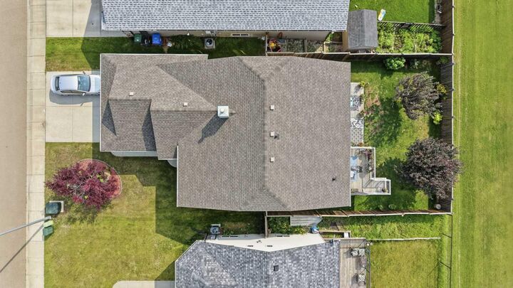 Property Photo: 88 Valentine Crescent AB T4R 0E8