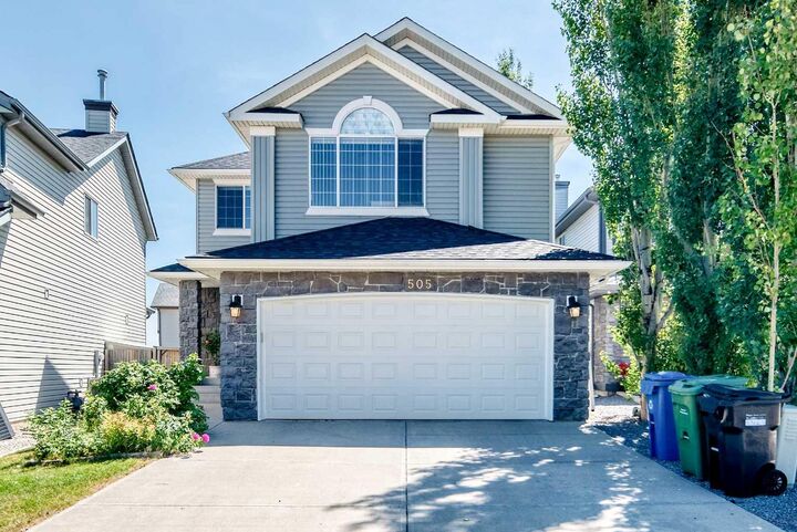 505 Kincora Bay NW — photo 1