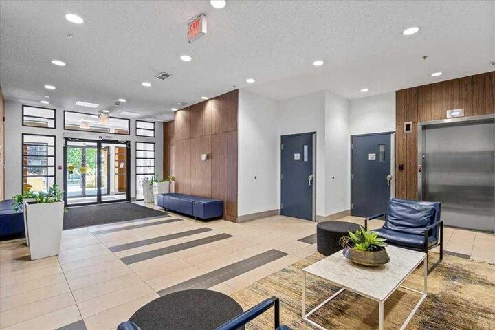 Property Photo: 510 Edmonton Trail NE 311 AB T2E 0J7