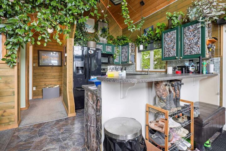 Property Photo: 233 Appleby Crescent AB T9S 1R7