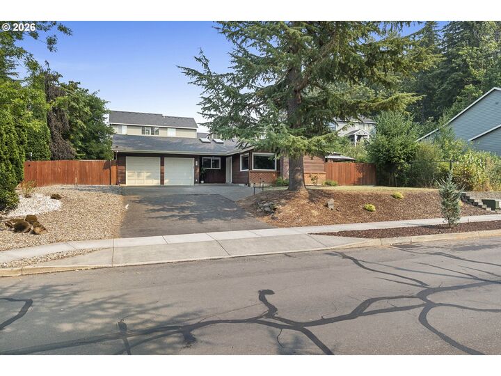 Property Photo:  16300 SE Eckert Ln  OR 97089 
