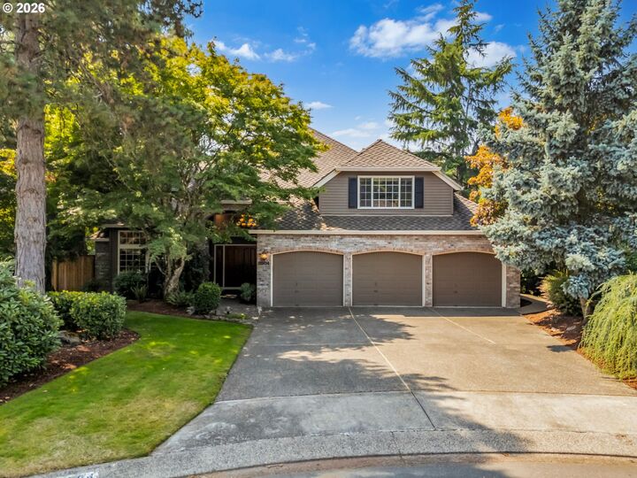 Property Photo: 5504 Westfield Ct OR 97035