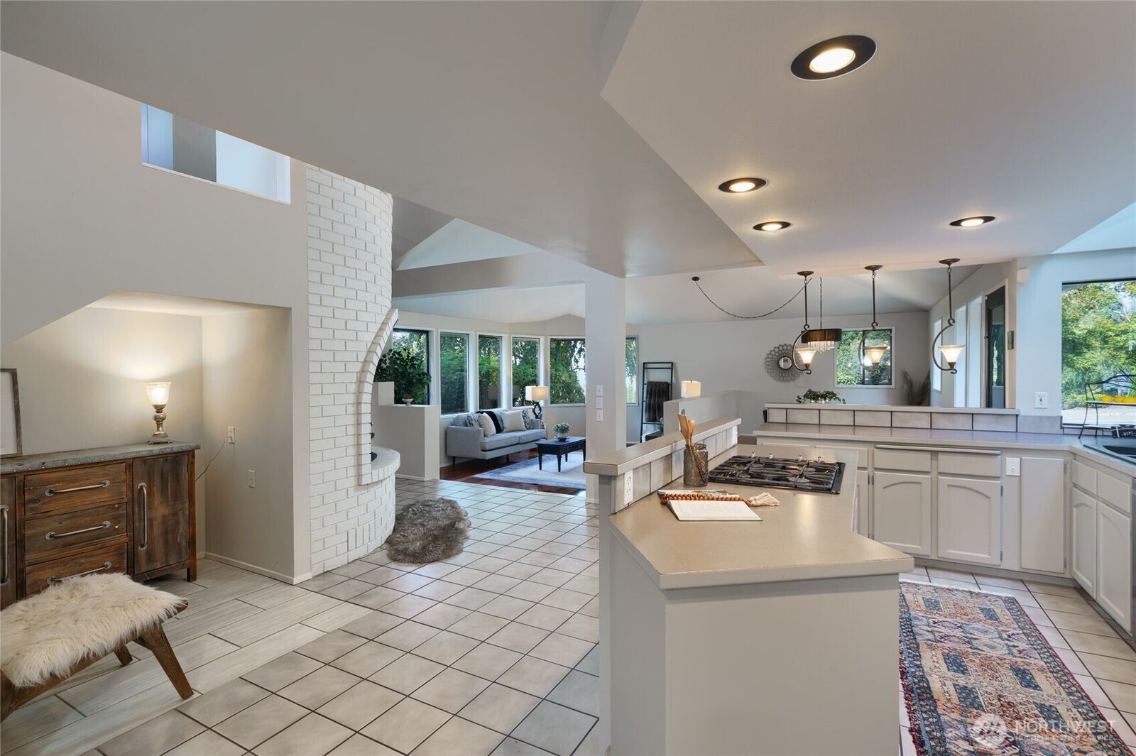 Property Photo: 627 N Waugh Road WA 98273