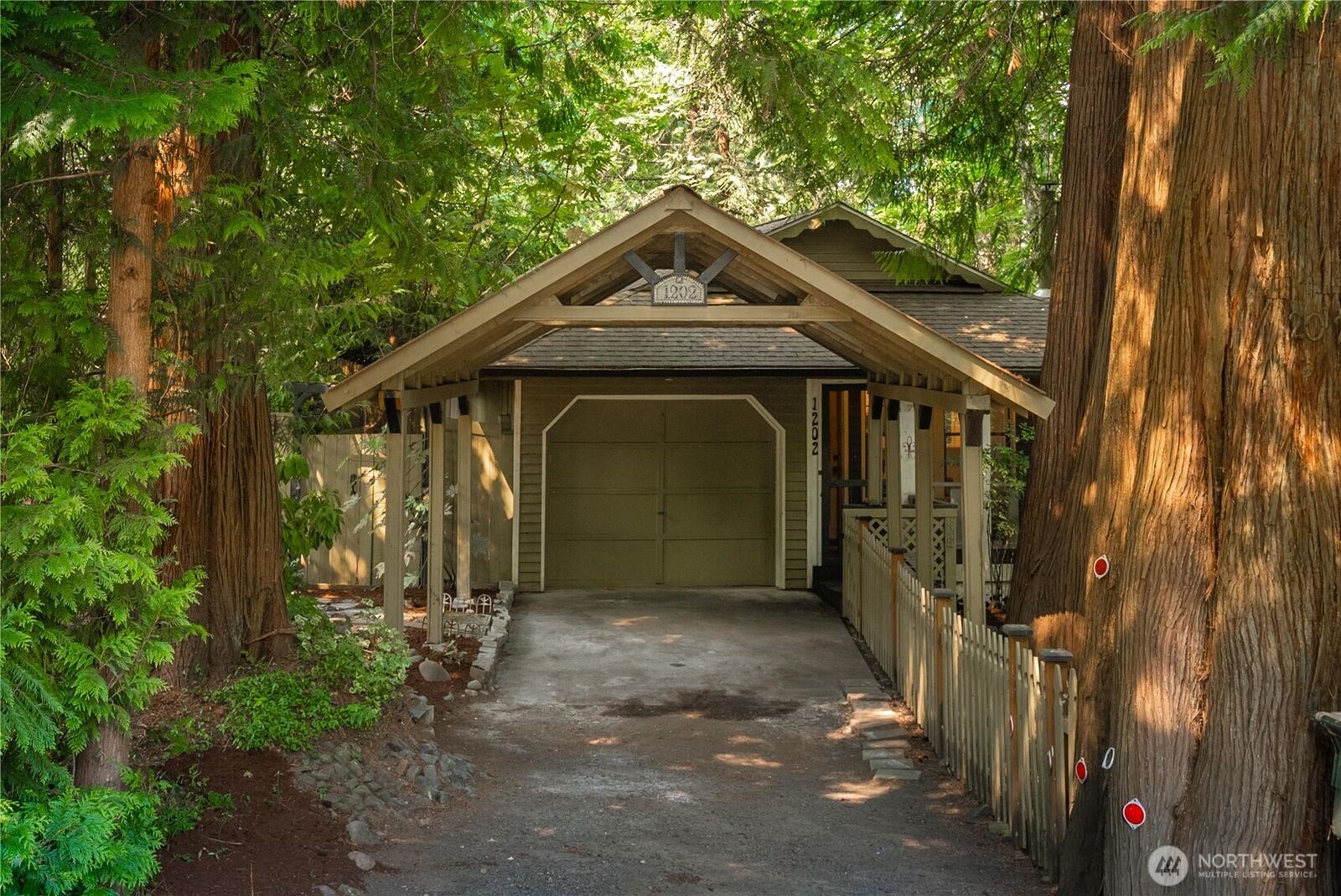 Property Photo:  1202  Irving Street SW  WA 98512 