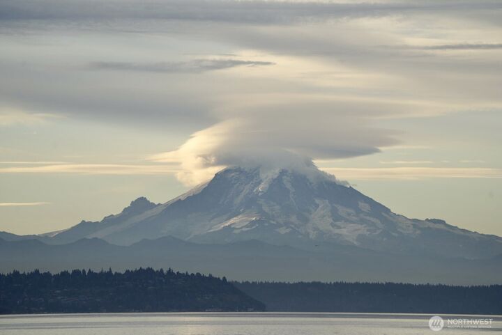 Property Photo:  11127 NE Wing Point Drive  WA 98110 