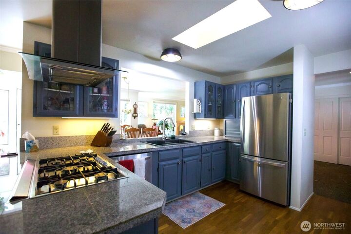 Property Photo: 142 Vista Way WA 98250