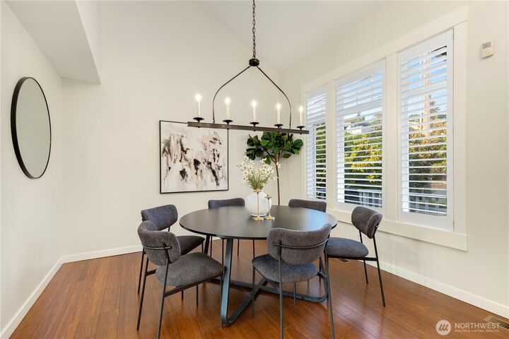 Property Photo: 3241 32nd Avenue W WA 98199