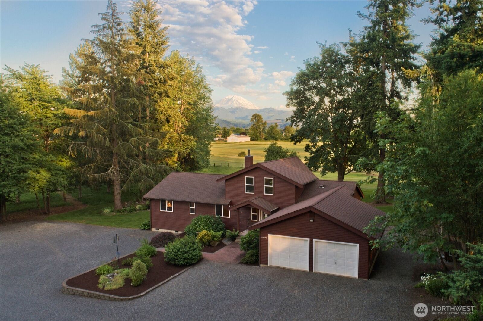 Property Photo:  24117 SE 440th Street  WA 98022 
