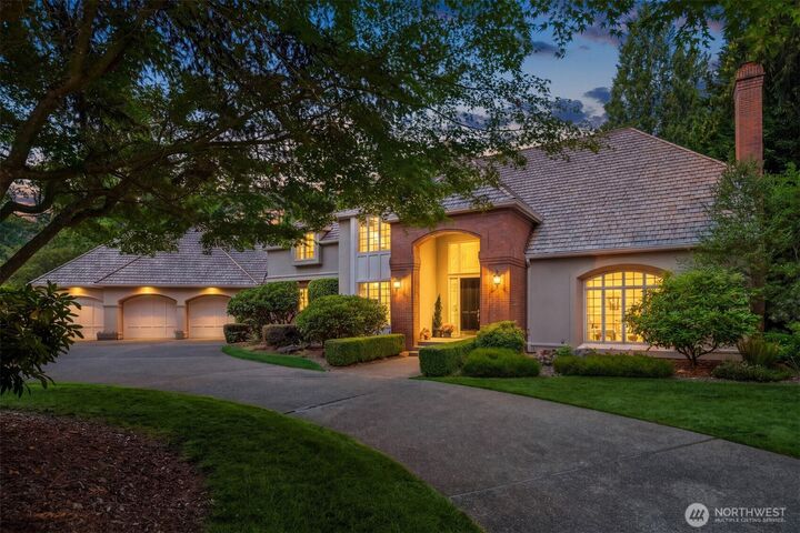 Property Photo: 13905 212th Drive NE WA 98077