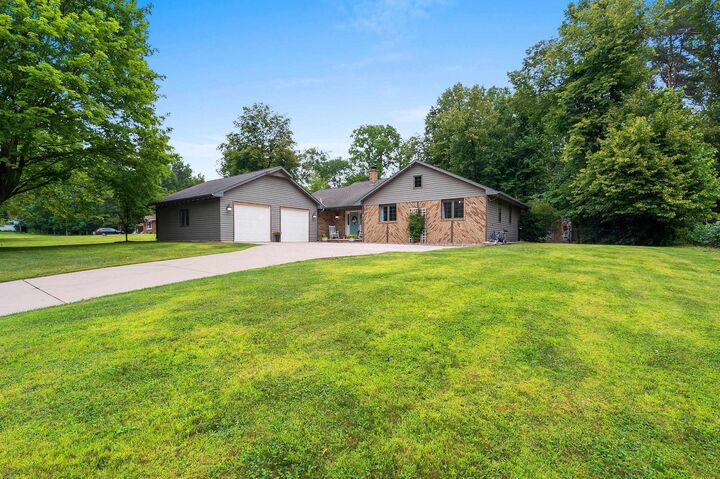 Property Photo: 915 La Count Road WI 54313