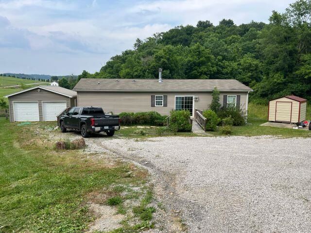 Property Photo: 97 Trevor Lane KY 42717
