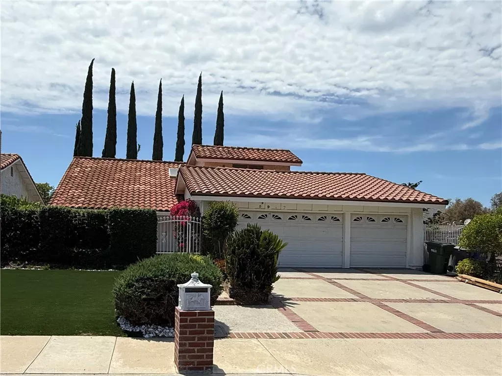 Property Photo: 5917 Carell Avenue CA 91301