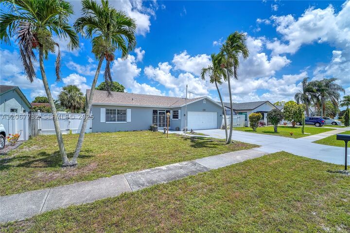 Property Photo: 9242 SW 18th Rd FL 33428