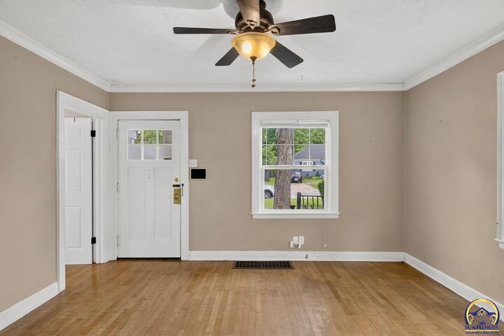 Property Photo: 2012 SW High Ave KS 66604