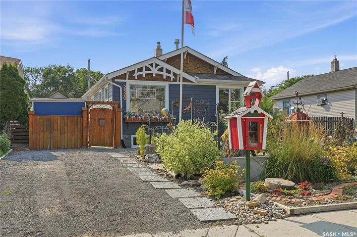 2520 Elliott Street — photo 1
