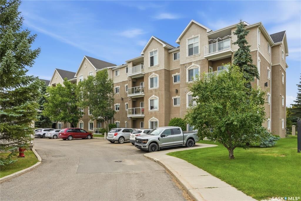 Property Photo: 235 Herold Terrace 301 SK S7V 1J2
