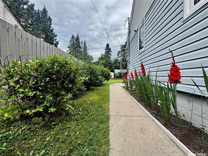 Property Photo: 142 Peaker Avenue SK S3N 1S7