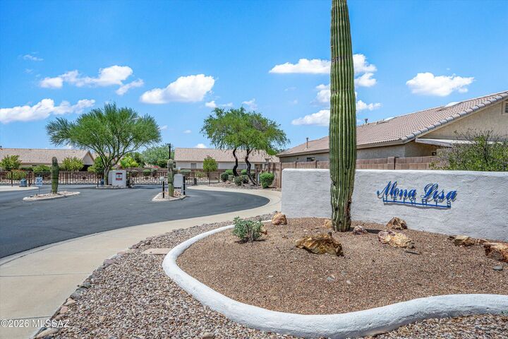 Property Photo:  2611 W Cezanne Circle  AZ 85741 