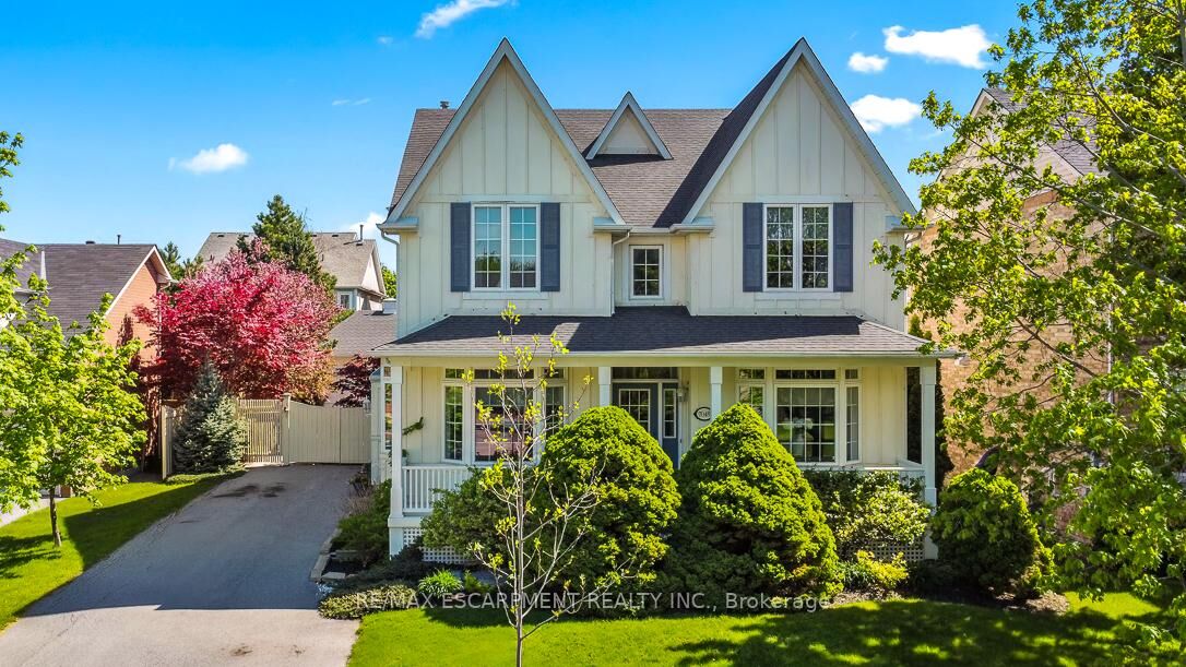 Property Photo: 7049 Gaslamp Walk ON L5W 1A4