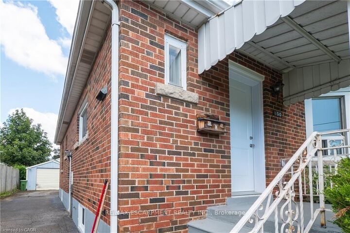 Property Photo:  150 Beland Avenue S  ON L8K 3T6 