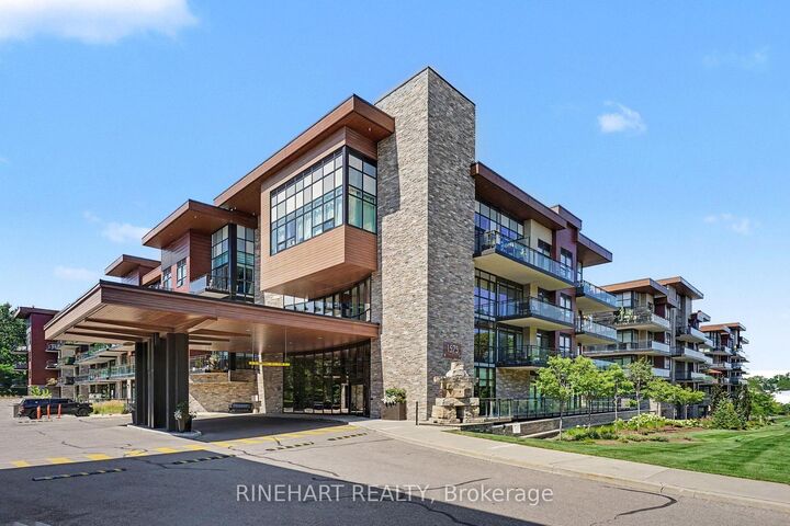 Property Photo: 1575 Lakeshore Road W 352 ON L5J 0B1