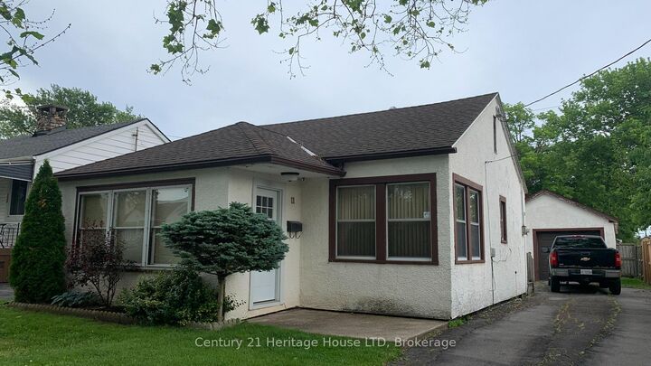 11 Achilles Avenue — photo 1