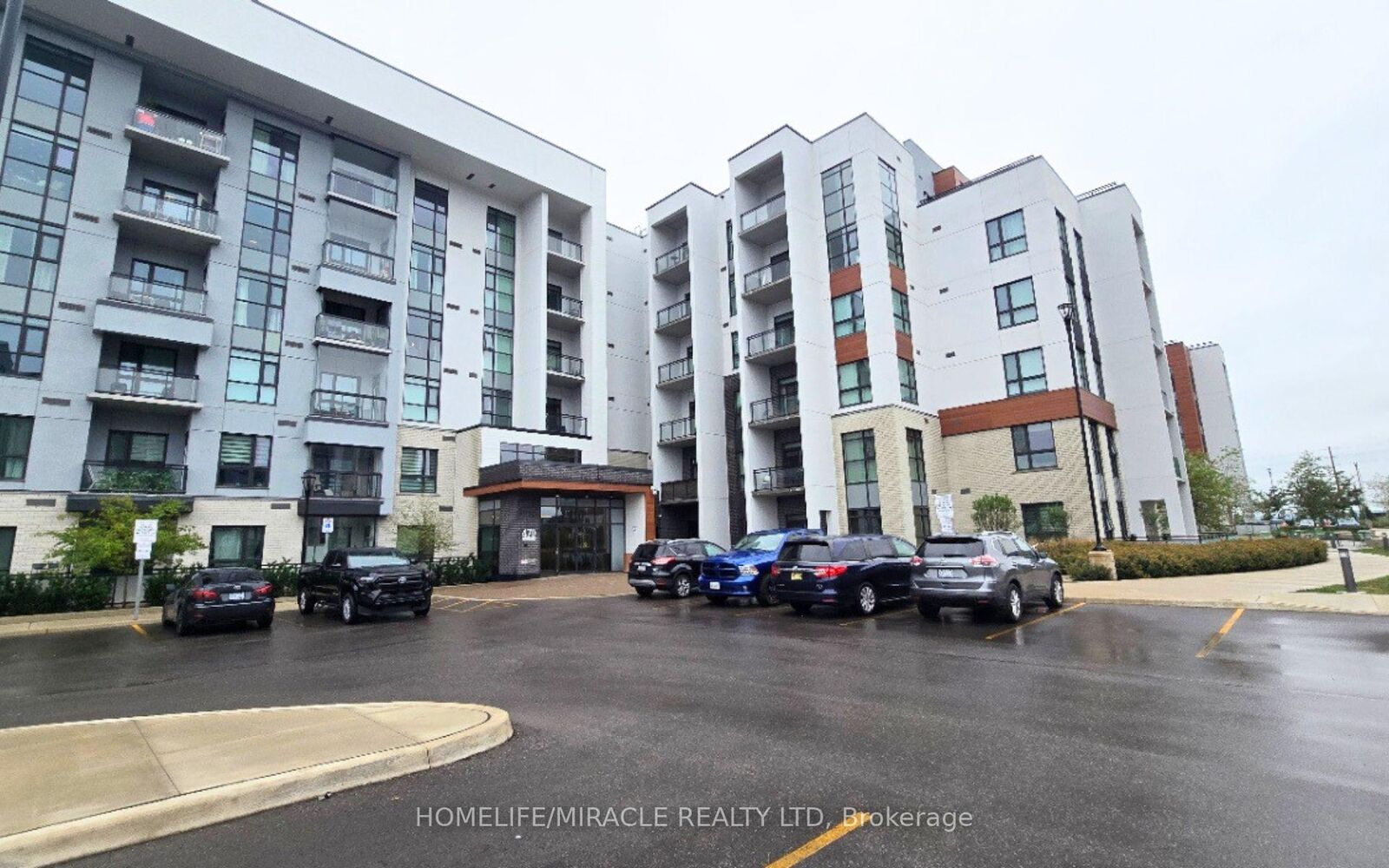 Property Photo: 470 Gordon Krantz Avenue 607 ON L9E 1Z3