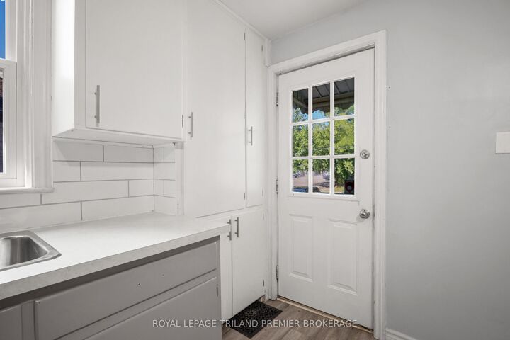 Property Photo: 12 Orchard Street ON N6J 2R3