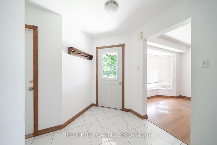 Photo de la propriété: 51 Leggott Avenue ON L4N 8B1