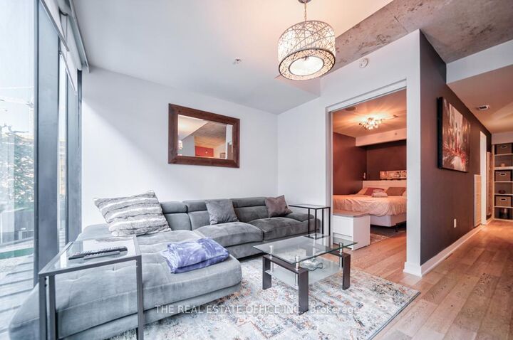 Property Photo: 629 King Street W 331 ON M5V 0G9